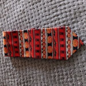 Vintage Halloween Tie w/Pumpkins, Bats and Owls 100% silk